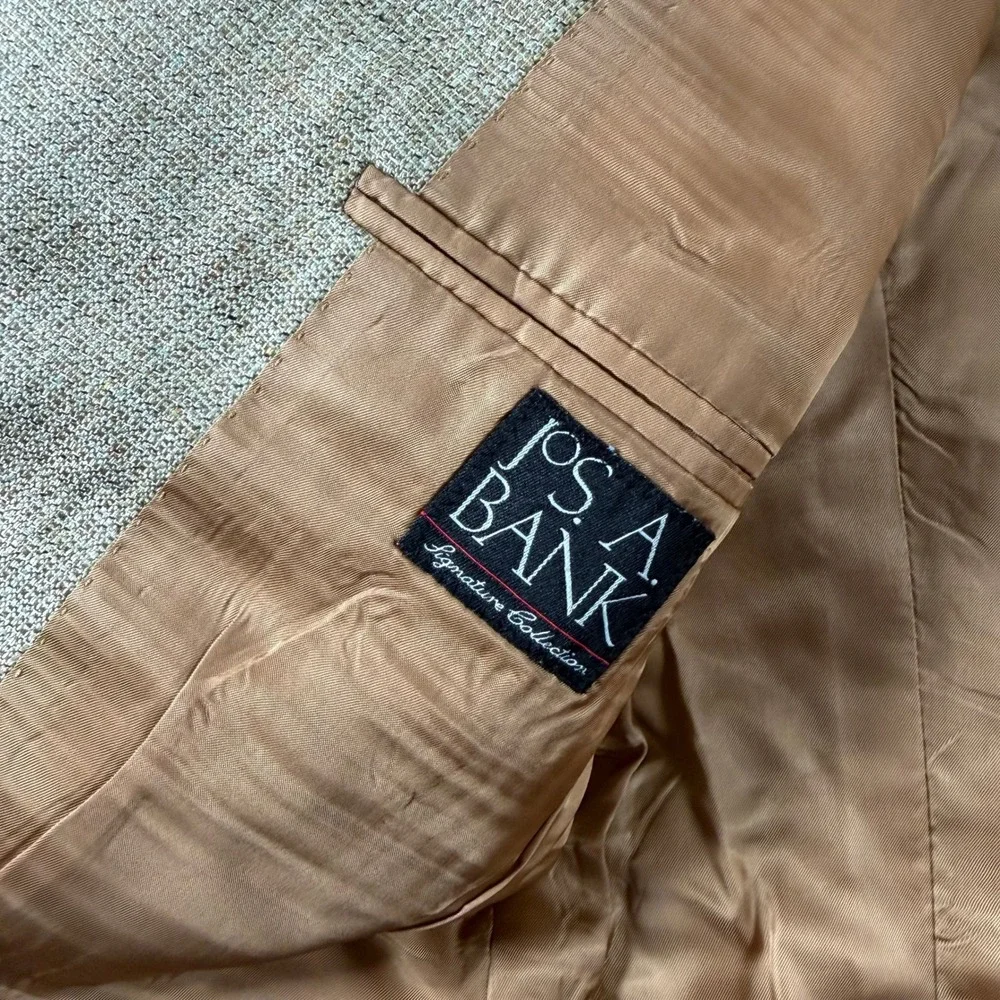 Jos A Bank Sport Coat Mens 41R Tan 100% Silk Blazer Signature Collection Luxury